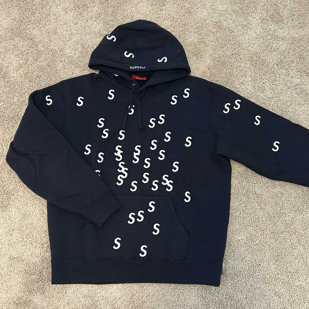 Supreme Hoodie *almost New “limited design